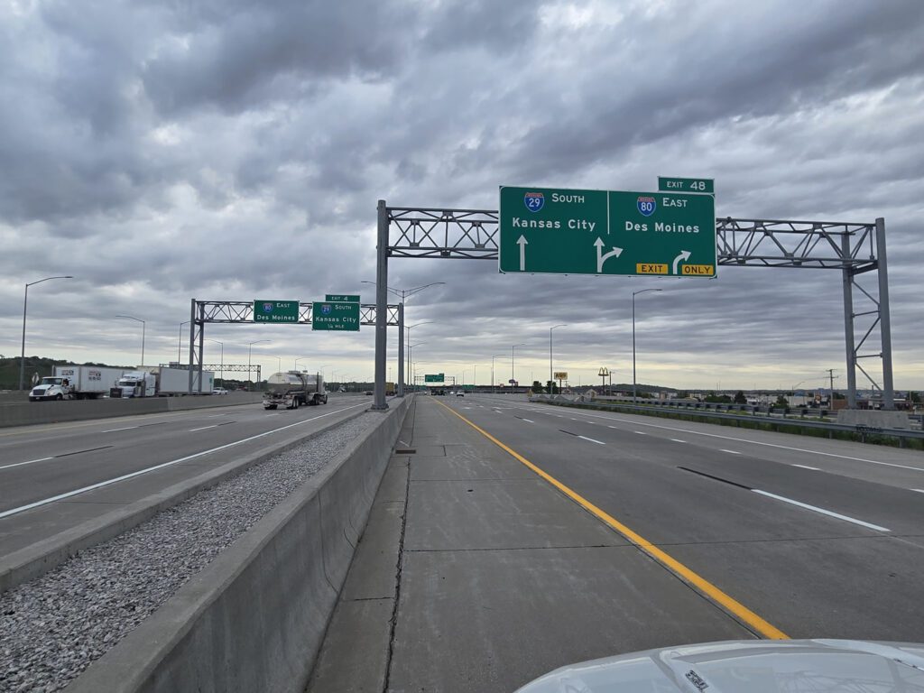 ESI Pictures EB traffic at South Expressway to go SB I29